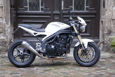 Kurzes Heck für die Triumph Speed Triple 1050 . Tail Tidy